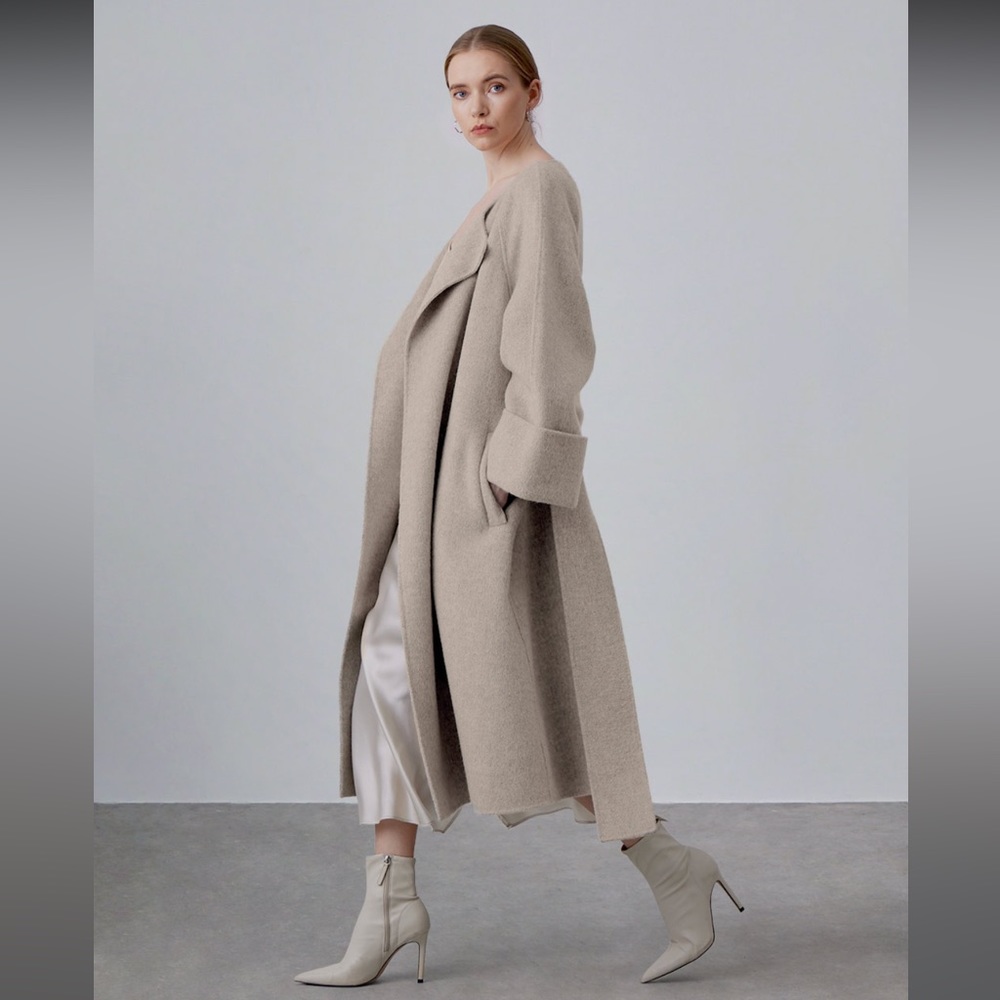 SOLD!! Silk Maison V Neck Scarf Wool Coat - Picture 3 of 6